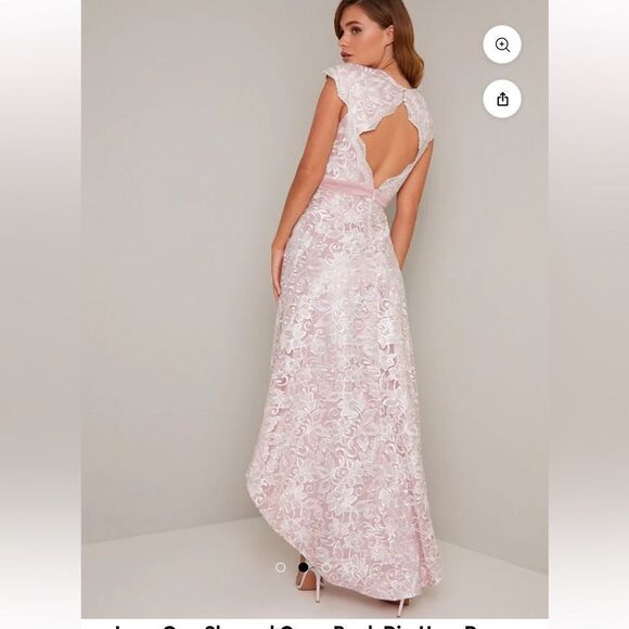 NWT Chi Chi London /Nordstrom Lace Cap Sleeved Open Back Dip Hem Dress (levaeh) - Picture 2 of 10